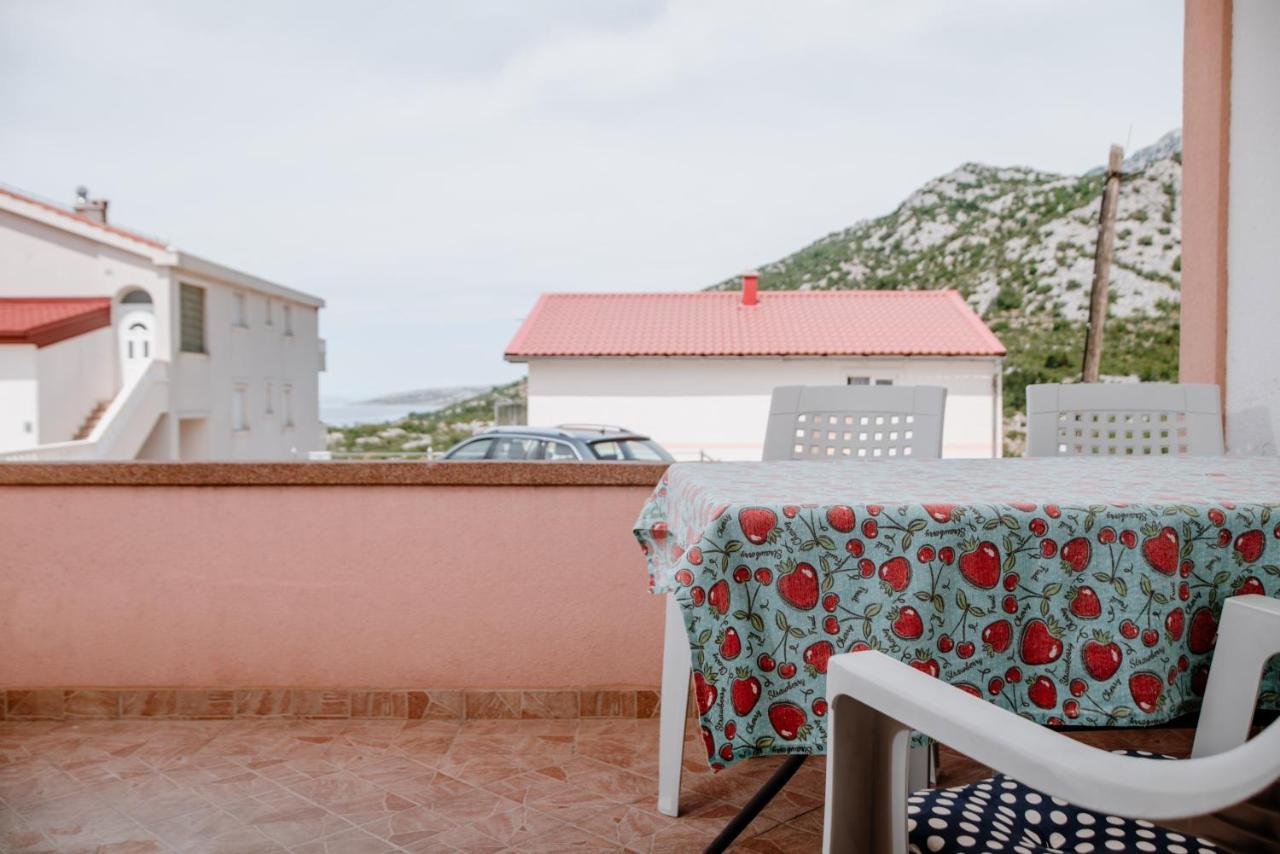 Apartmens Leona Apartment Karlobag Ngoại thất bức ảnh
