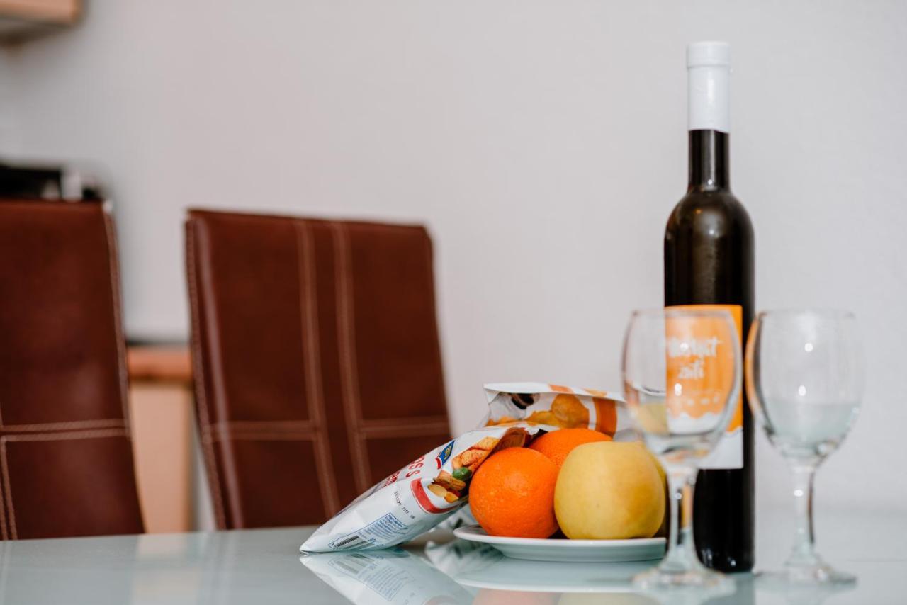 Apartmens Leona Apartment Karlobag Ngoại thất bức ảnh